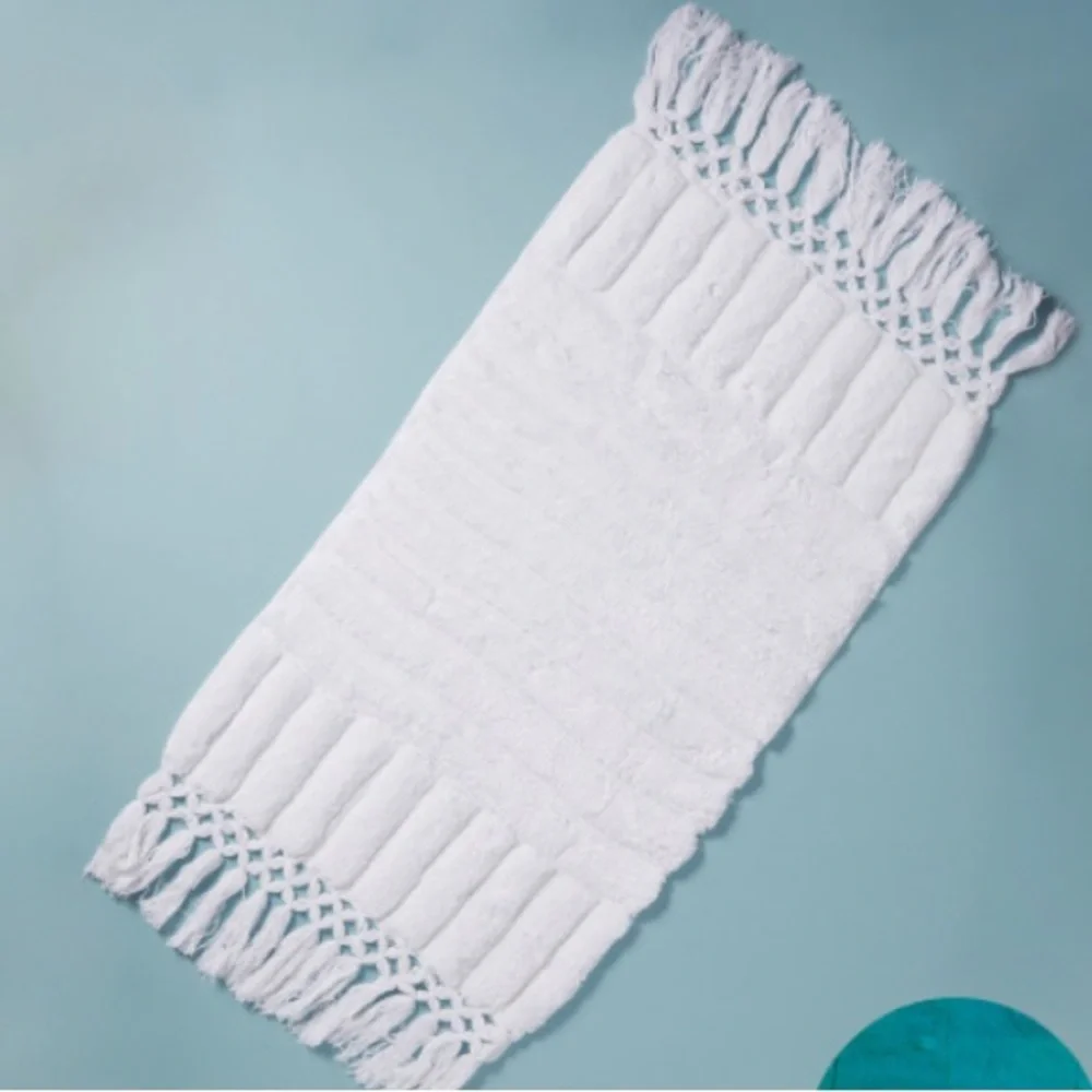 Tahari Cotton Bath Mat With Tassels